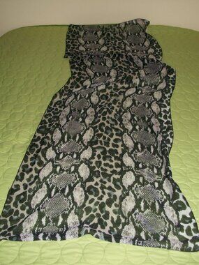 H&M Abstract Print Scarf